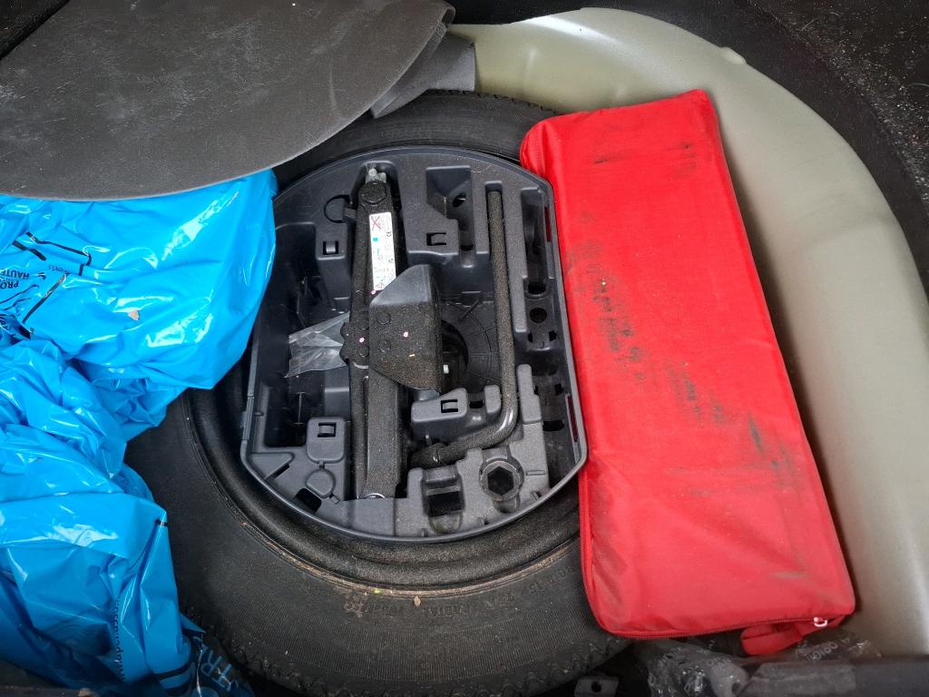 Peugeot 208 PURETECH 75 S&S BVM5 PREMIUM 2022