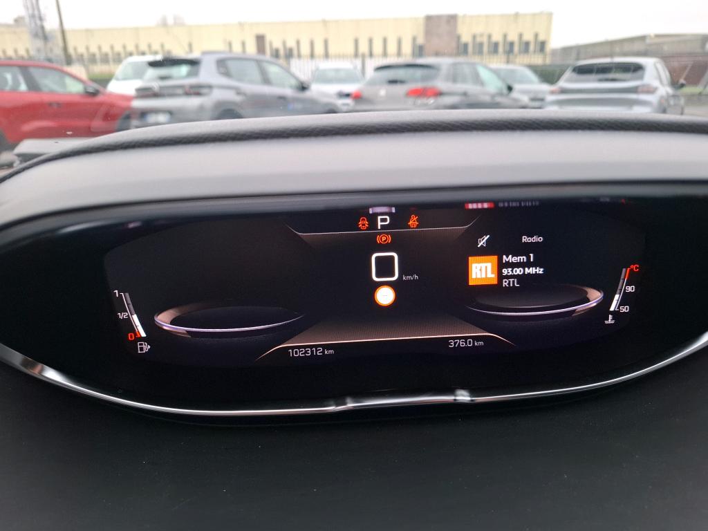 Peugeot NV 3008 SUV