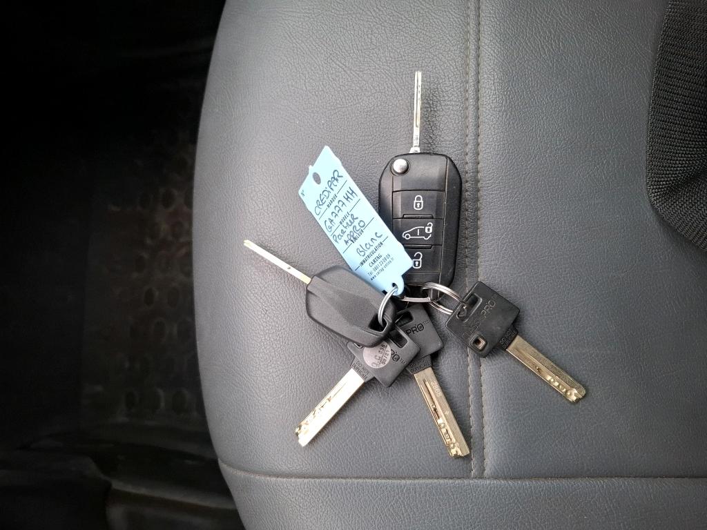 Peugeot PARTNER CA BLUEHDI 130 S&S EAT8  2021