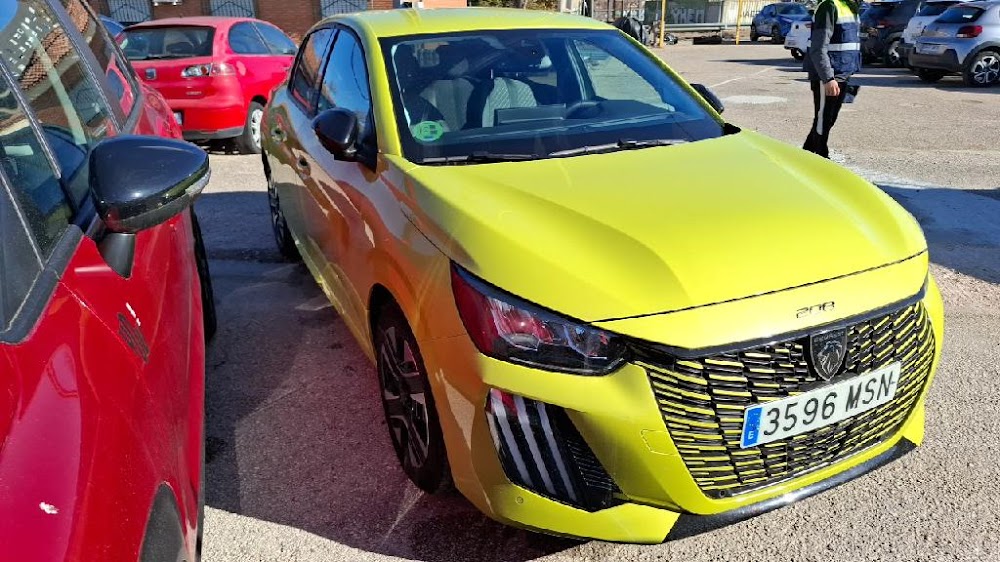 Foto Peugeot 208 7