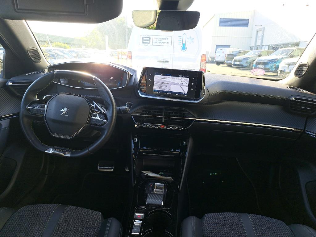 Peugeot 2008 PureTech 130 S&S EAT8 GT 2023