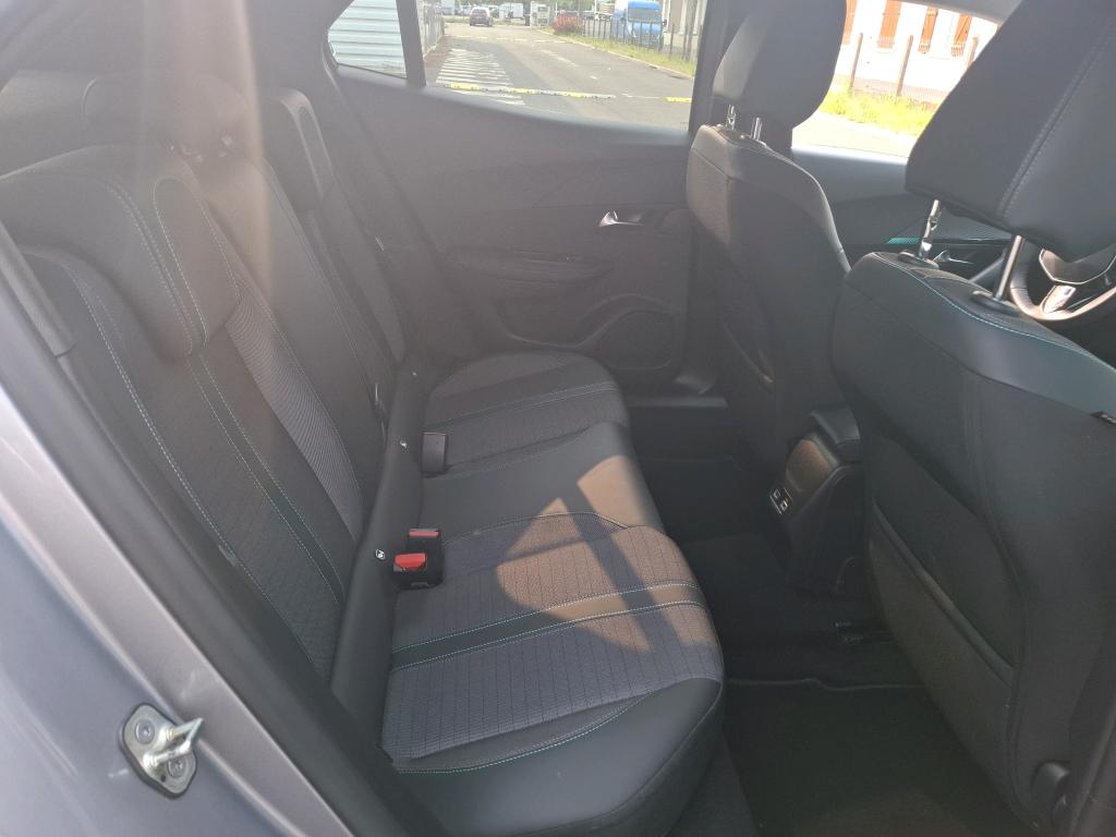 Peugeot 2008 BlueHDi 130 S&S EAT8 Allure 2021