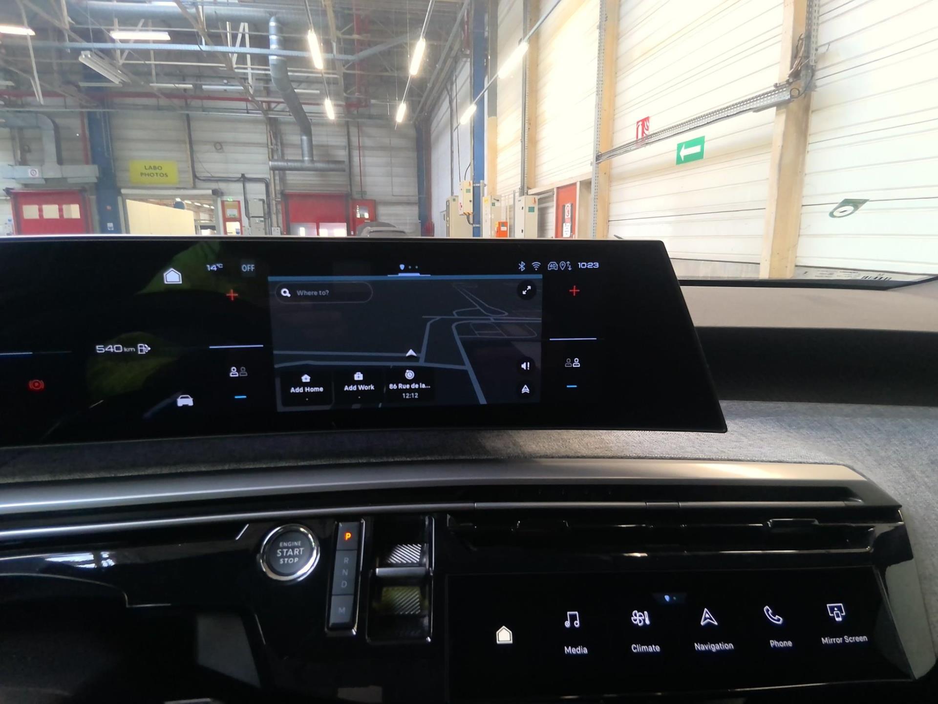 Peugeot 5008 Hybrid 145 ch e-DCS6 Allure 2025