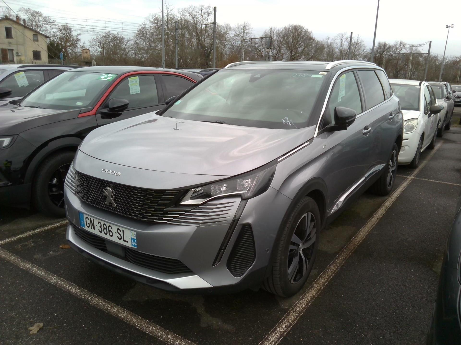 SUV 5008 BlueHDi 130 EAT8 S&S