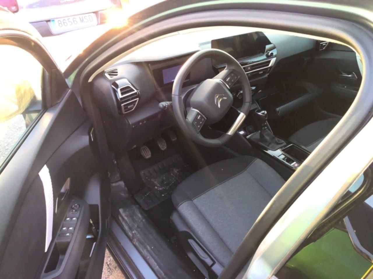 Foto Citroën C4 X 3