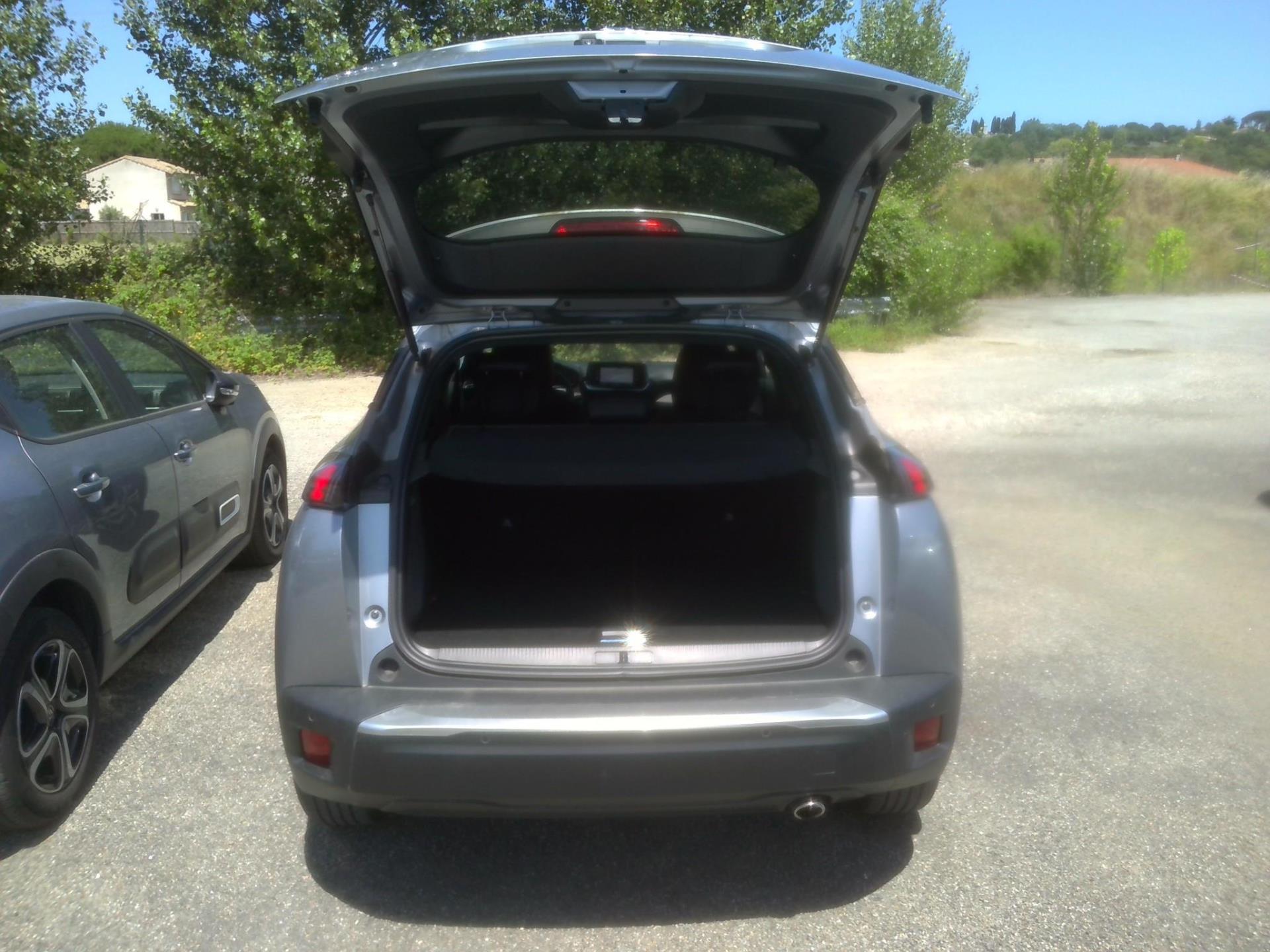 Peugeot 2008 BlueHDi 130 S&S EAT8 Allure 2023