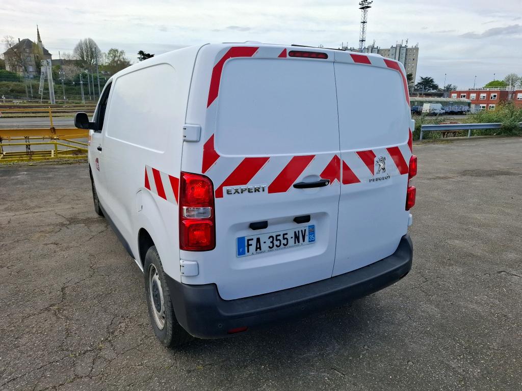 Peugeot EXPERT FGN TOLE STANDARD 2.0  BLUEHDI 120 S&S BVM6 PREMIUM 2018
