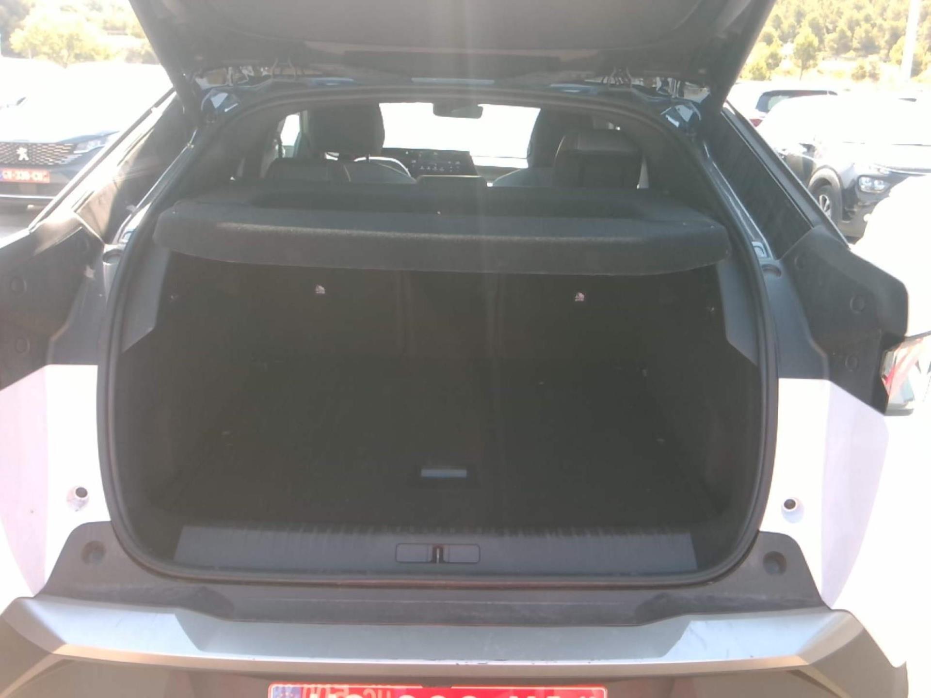 Peugeot 3008 Hybrid 145 e-DCS6 GT 2025