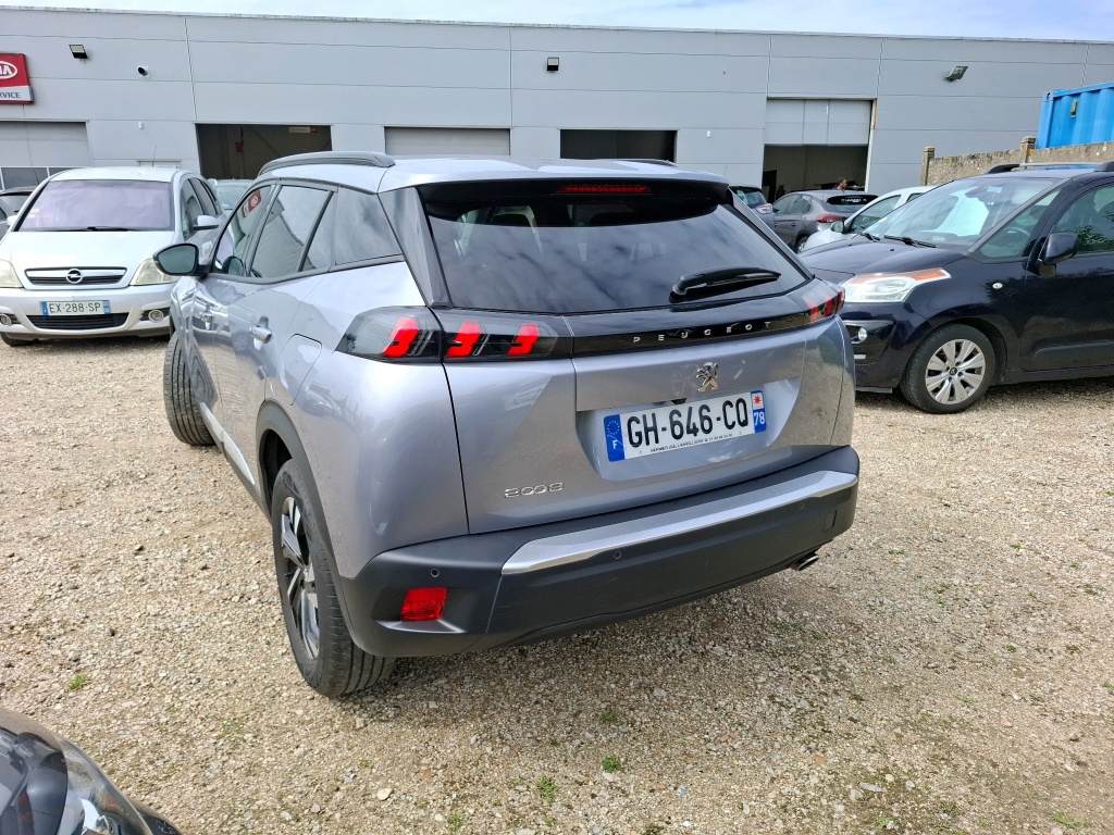 Peugeot 2008 BlueHDi 130 S&S EAT8 Allure 2022