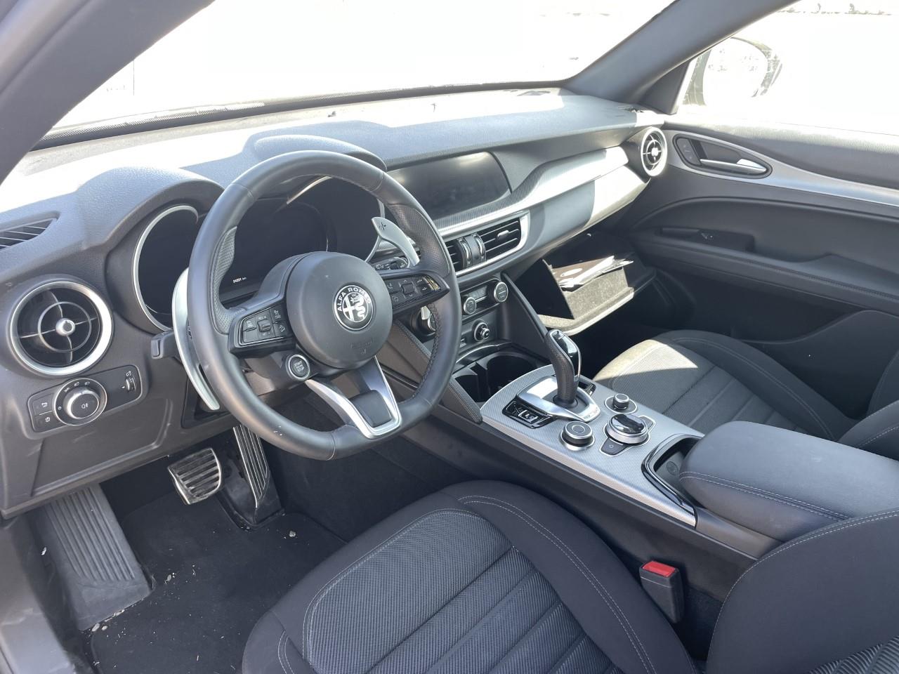 Foto Alfa Romeo Stelvio 3