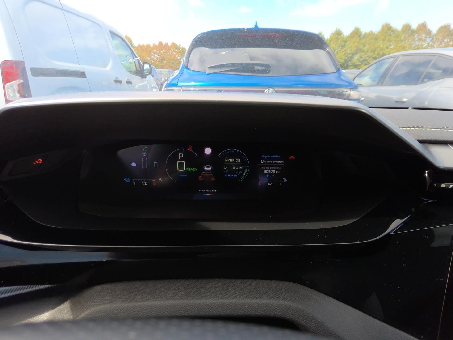 Peugeot 408 PHEV 225 e-EAT8 GT 2023