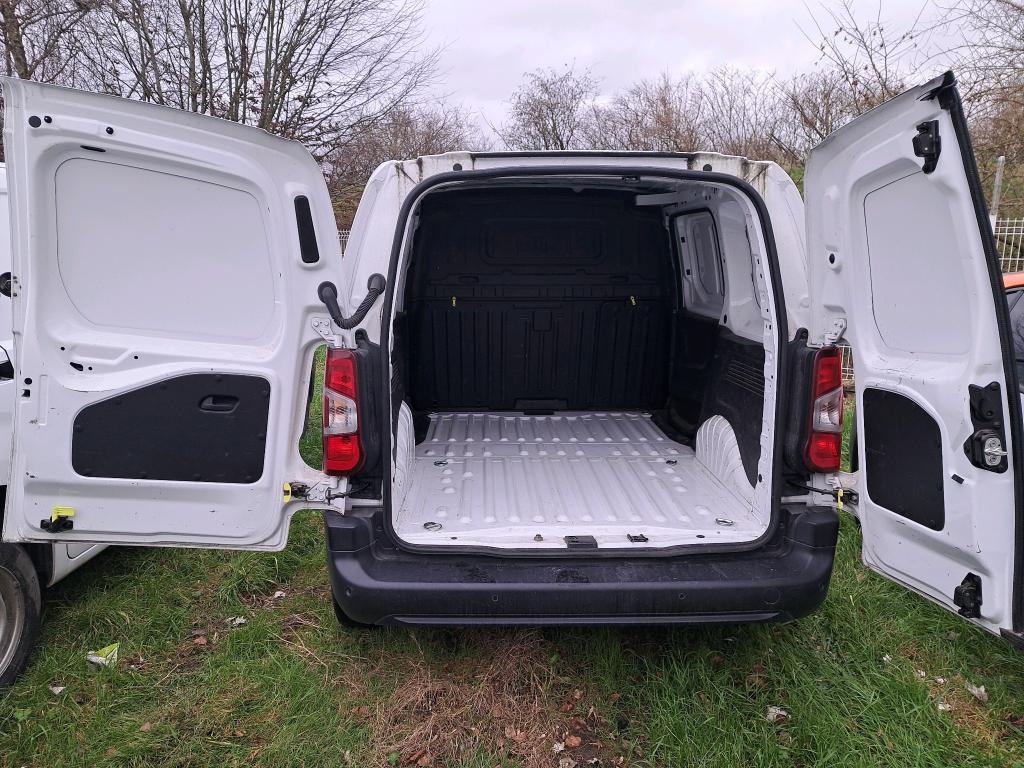 Peugeot PARTNER FOURGON STANDARD 650 KG BLUEHDI 100 S&S BVM5 PREMIUM 2020