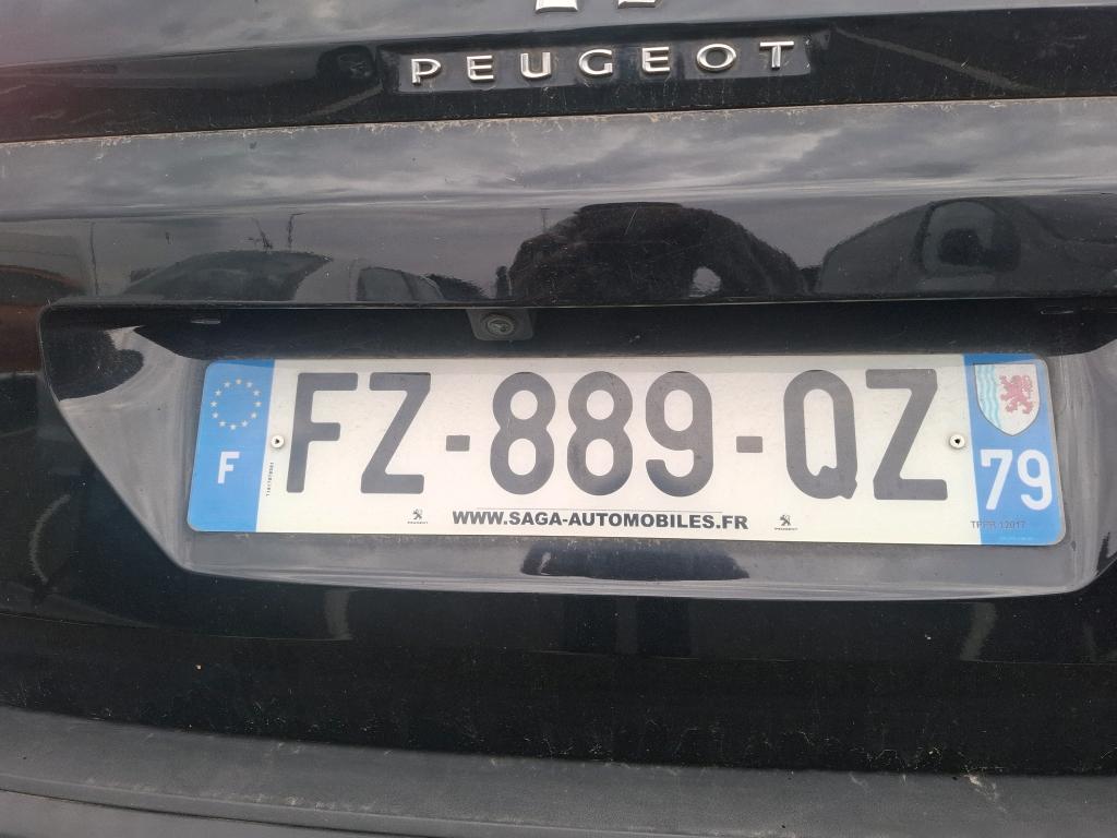 Peugeot 3008 BlueHDi 130ch S&S EAT8 Active Business 2021