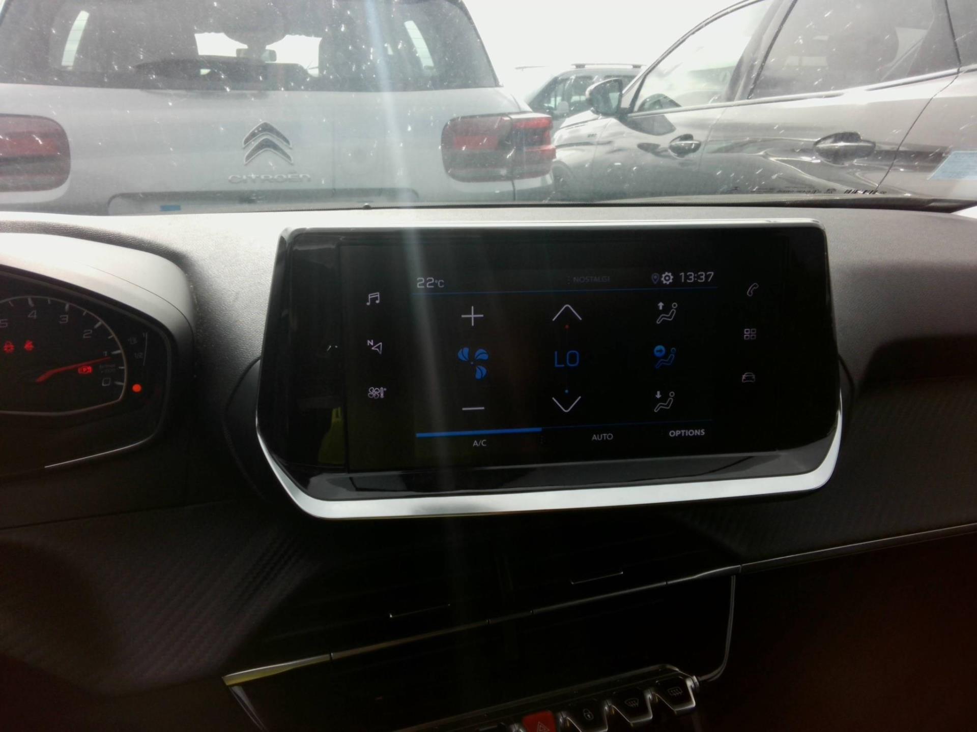 Peugeot 2008 PureTech 130 S&S BVM6 Style 2022