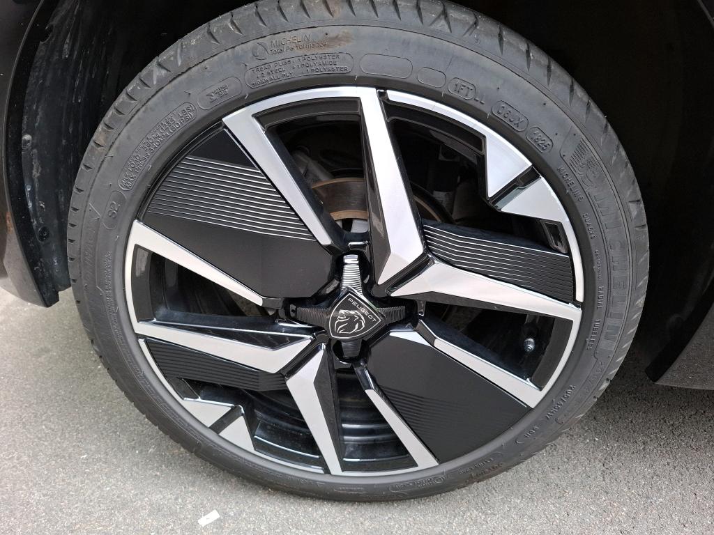 Peugeot 208 Hybrid 110 e-DCS6 GT 2025
