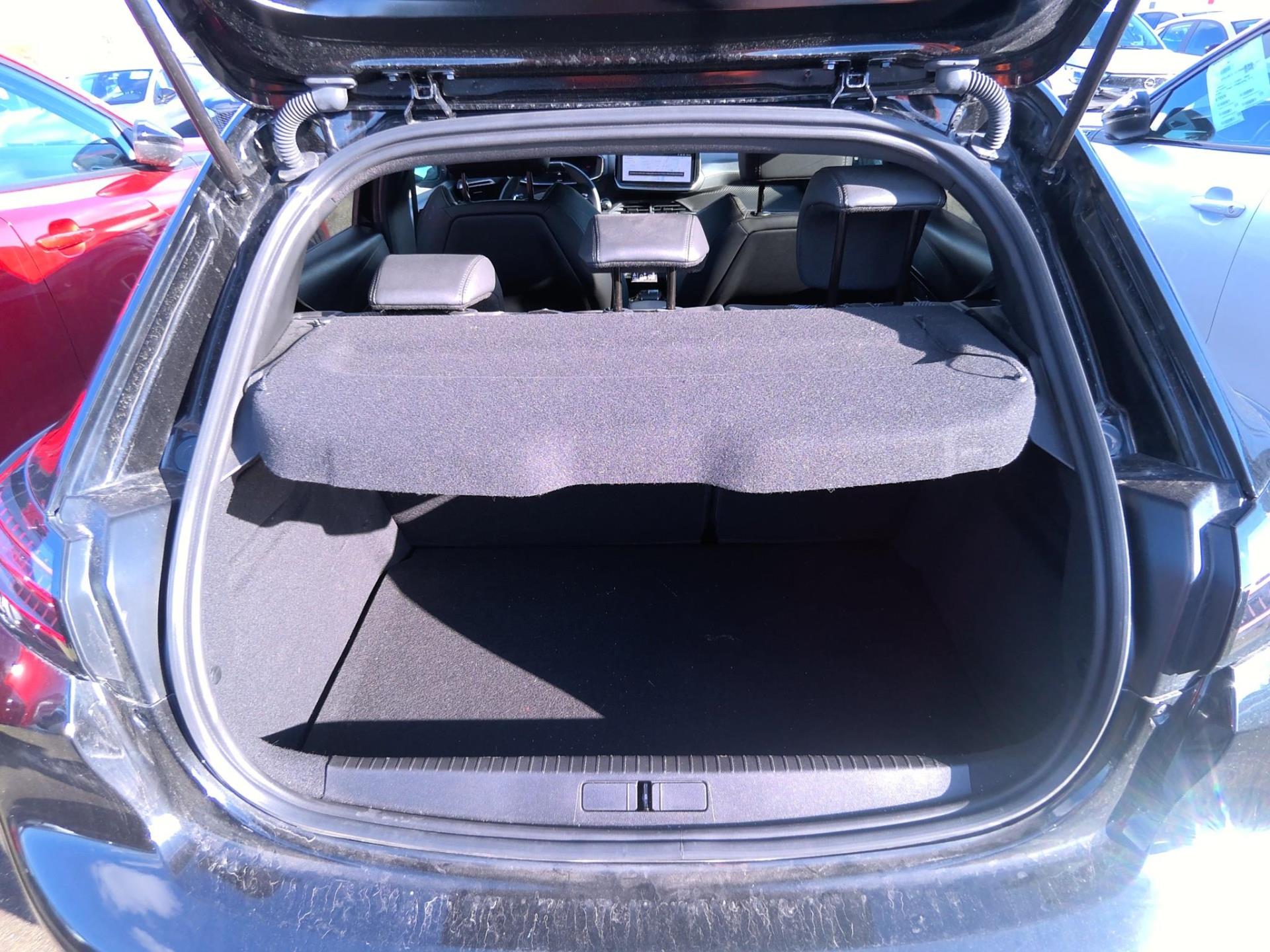 Peugeot 208 Hybrid 110 e-DCS6 GT 2025