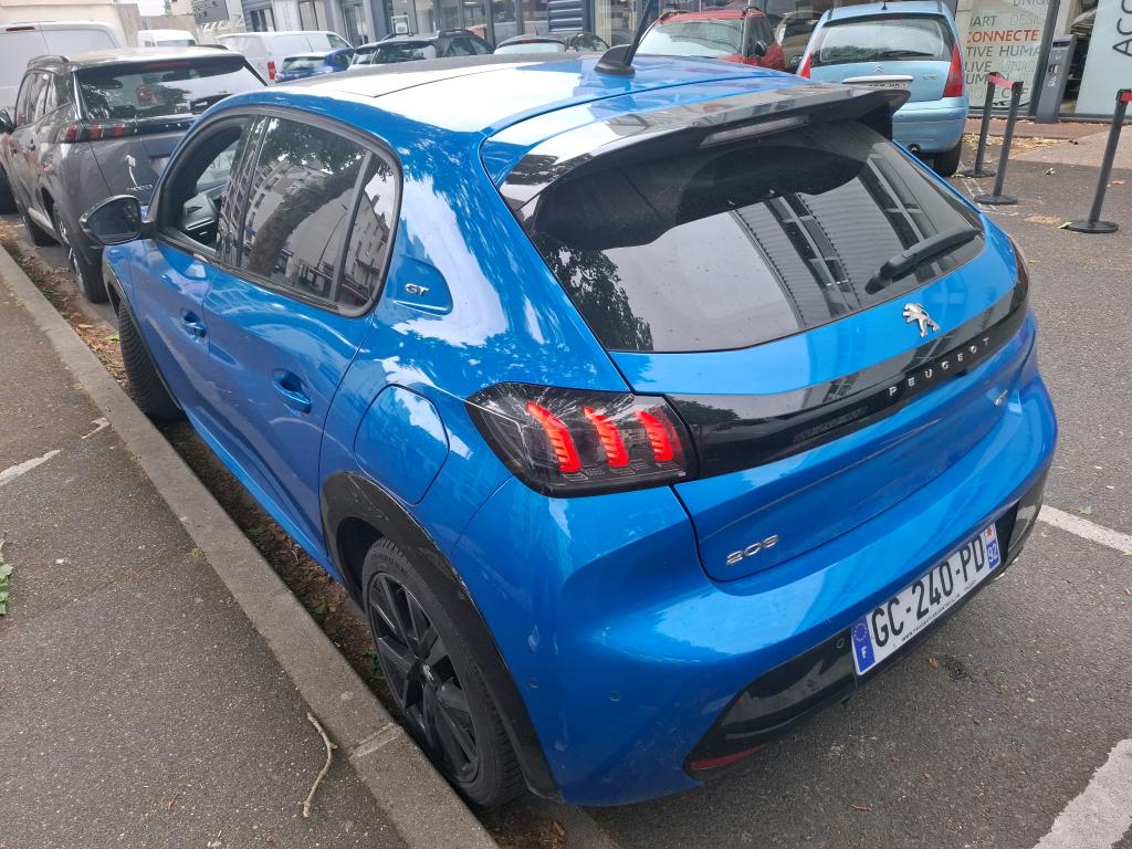 Peugeot 208 PureTech 130 S&S EAT8 GT Pack 2021