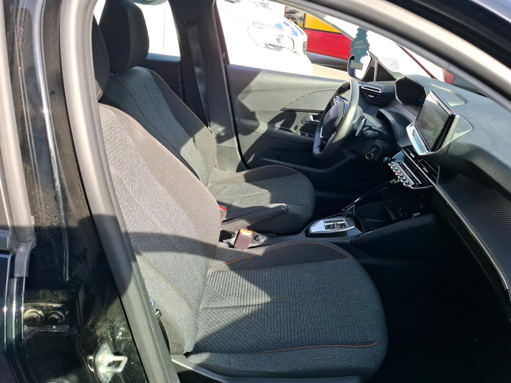 Peugeot 208 Hybrid 110 ch e-DCS6 Style 2025