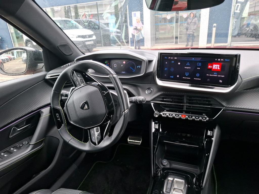 Peugeot 2008 PureTech 130 S&S EAT8 GT 2024