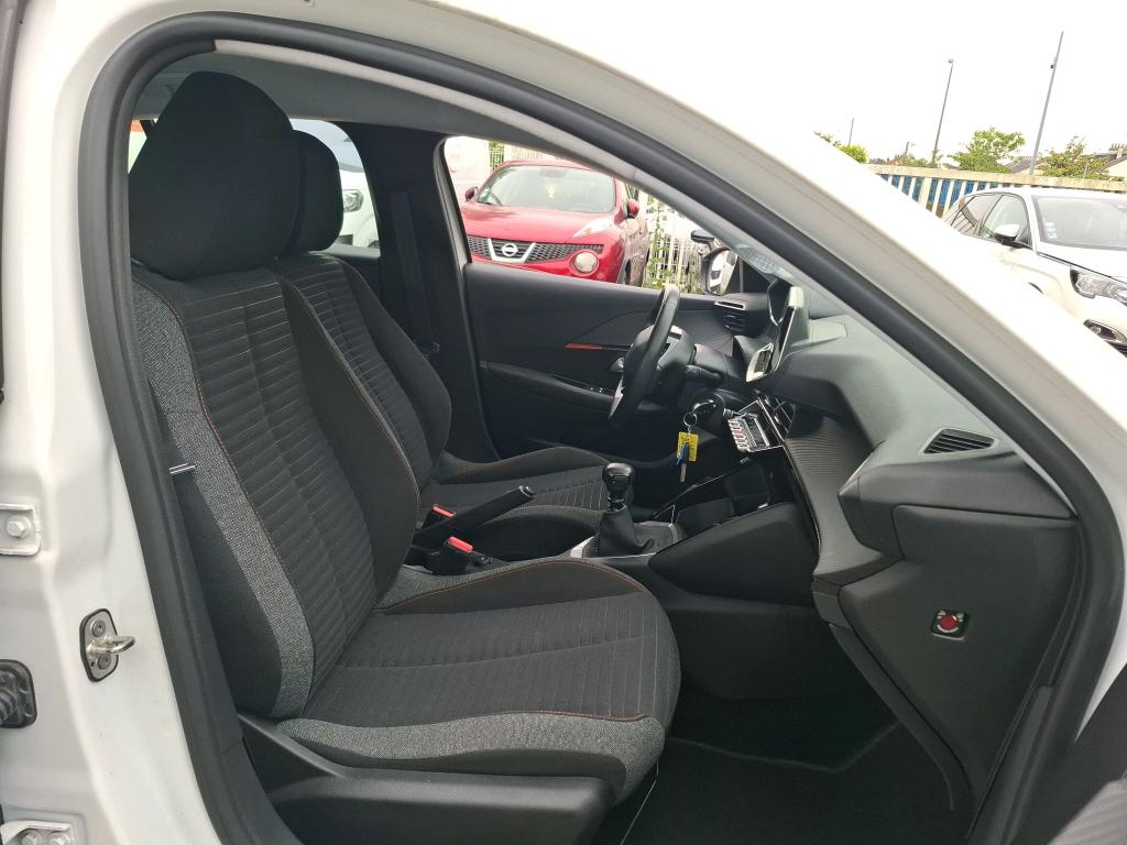 Peugeot 208 BlueHDi 100 S&S BVM6 Active Business 2021