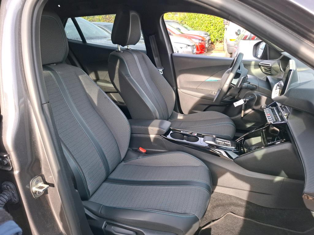 Peugeot 2008 BlueHDi 130 S&S EAT8 Allure 2023