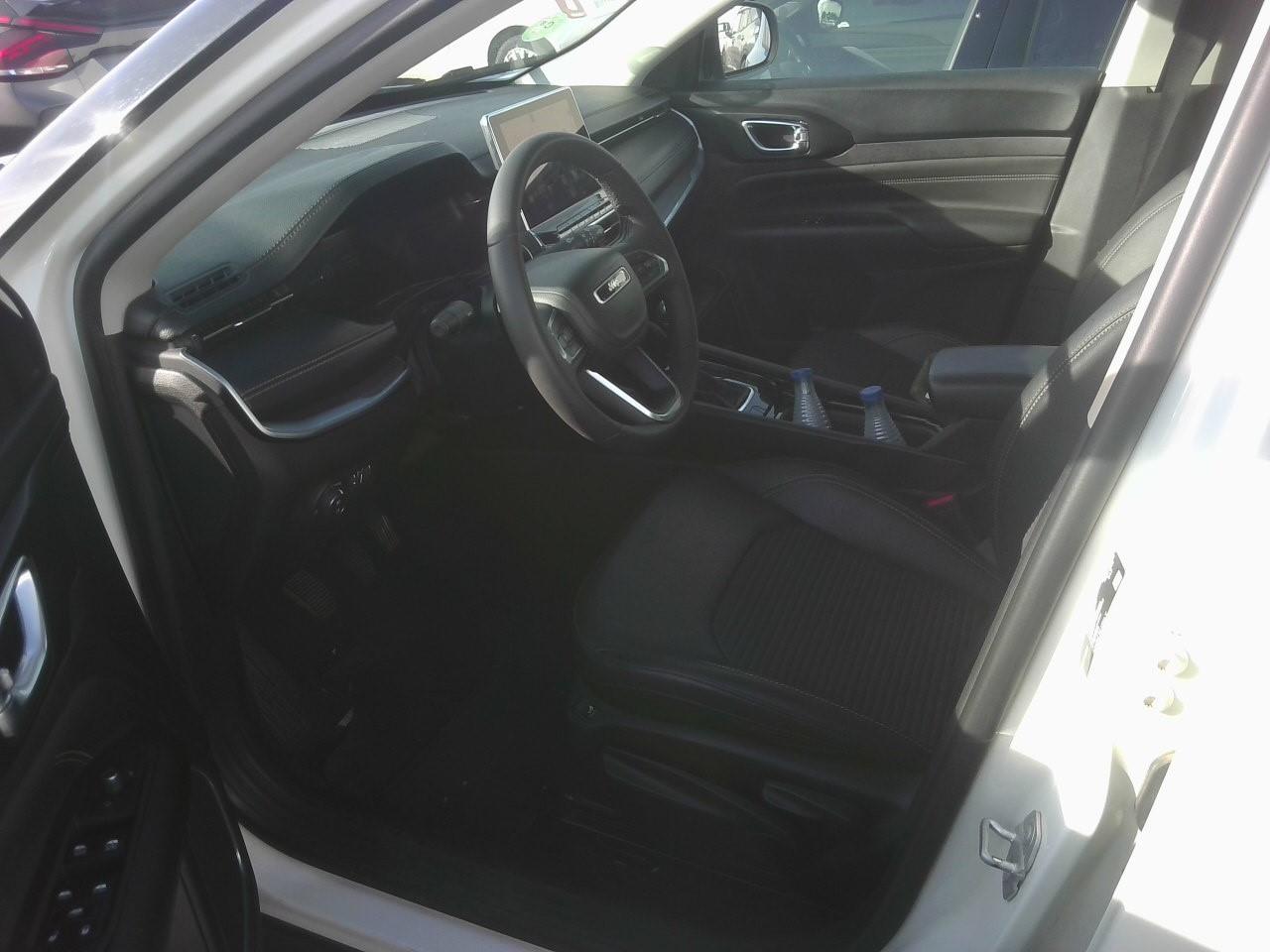 Foto Jeep Compass 4