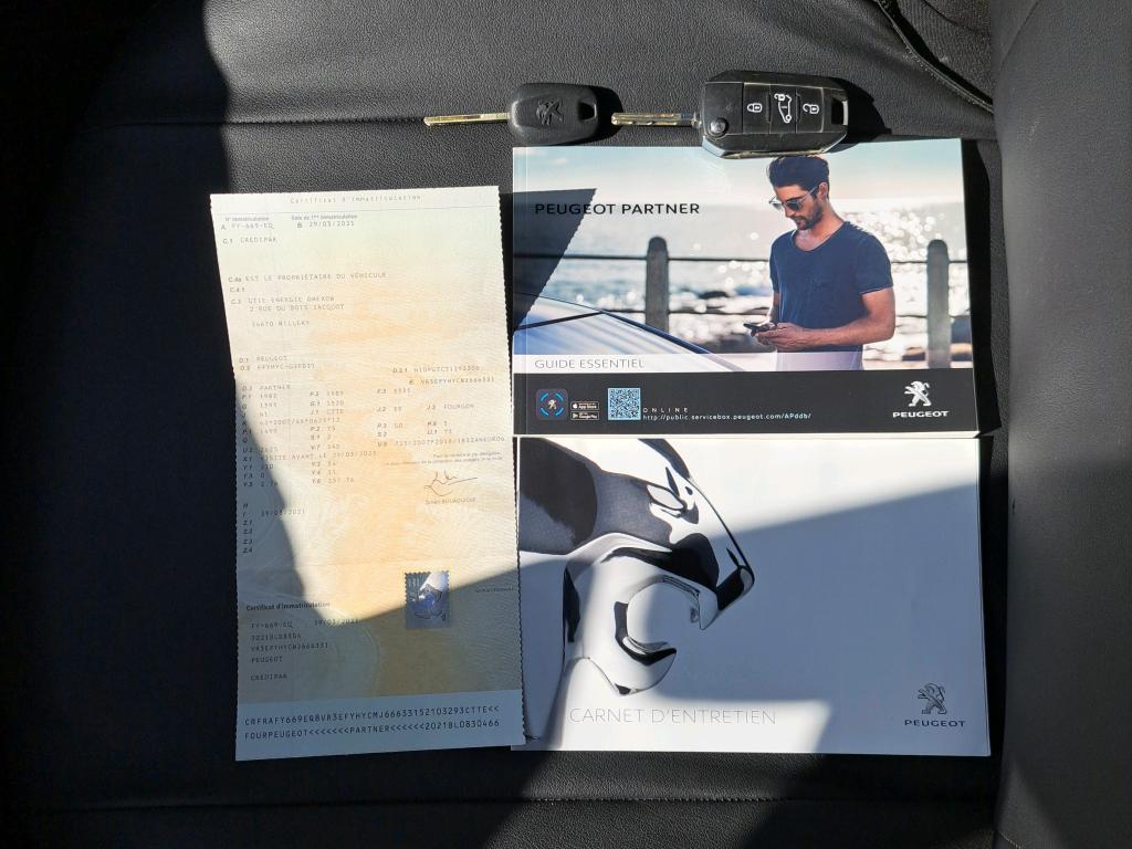 Peugeot PARTNER FOURGON STANDARD 650 KG BLUEHDI 100 S&S BVM5 ASPHALT 2021