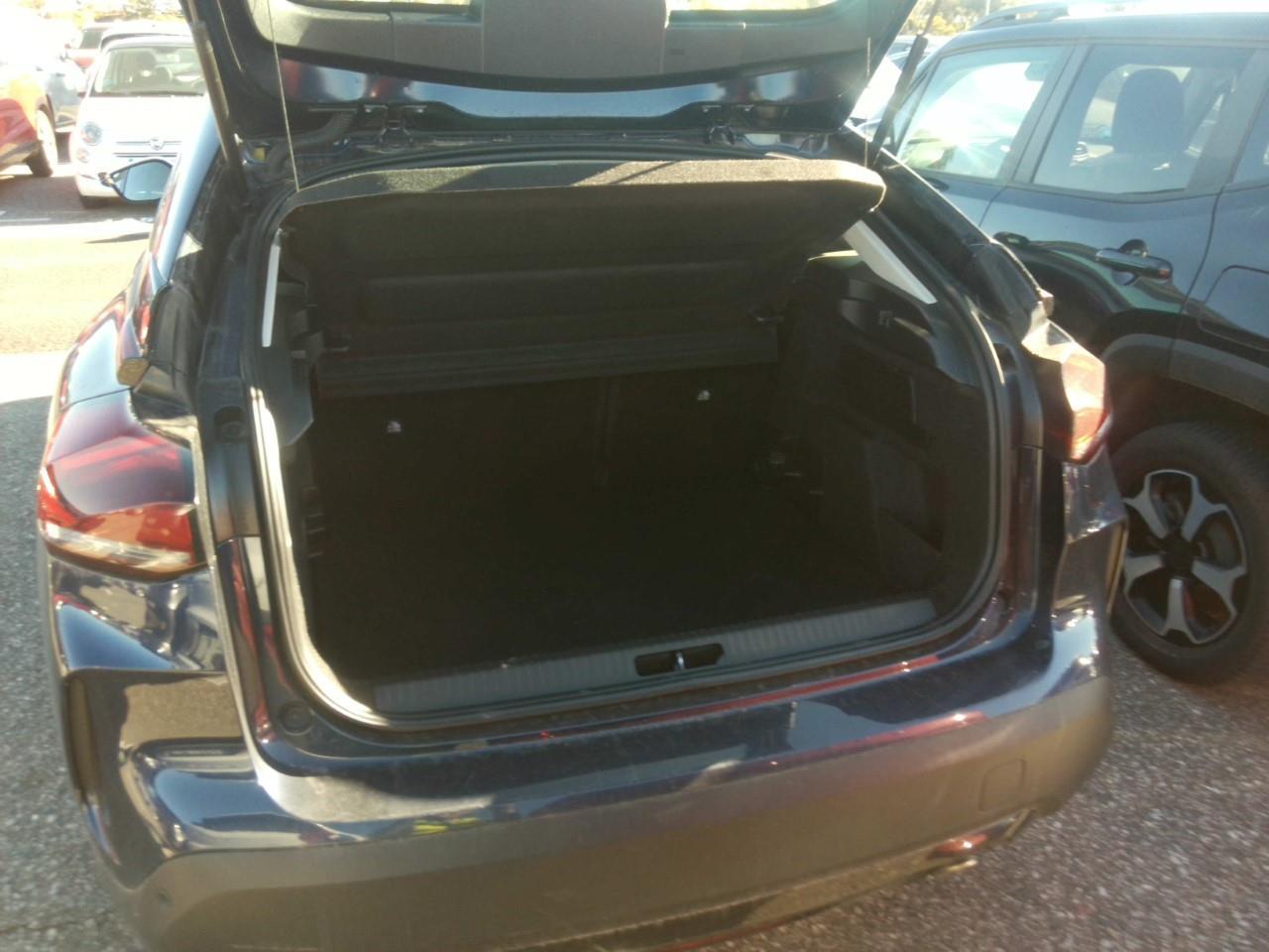 Foto Citroën C4 X 11
