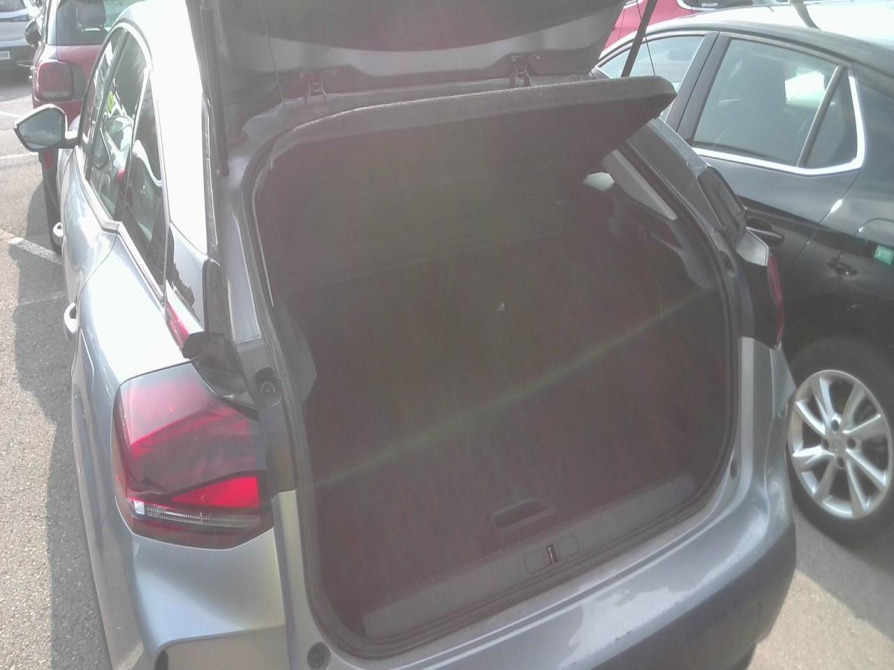 Foto Citroën C4 X 7