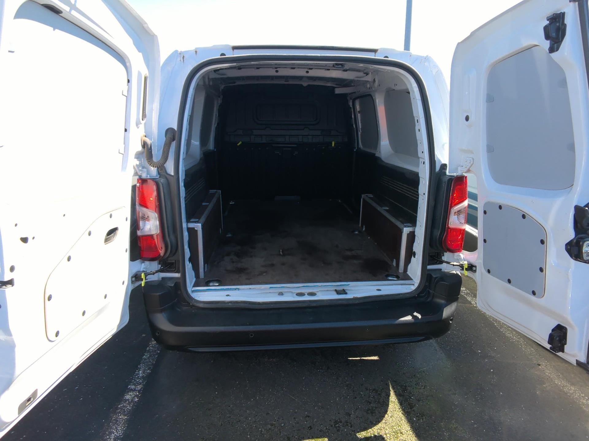 Citroen BERLINGO VAN TAILLE XL 950KG BLUEHDI 100 S&S BVM6  2024