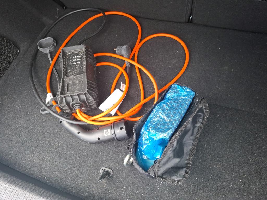 Peugeot 308 PHEV 180 e-EAT8 Active Pack 2022