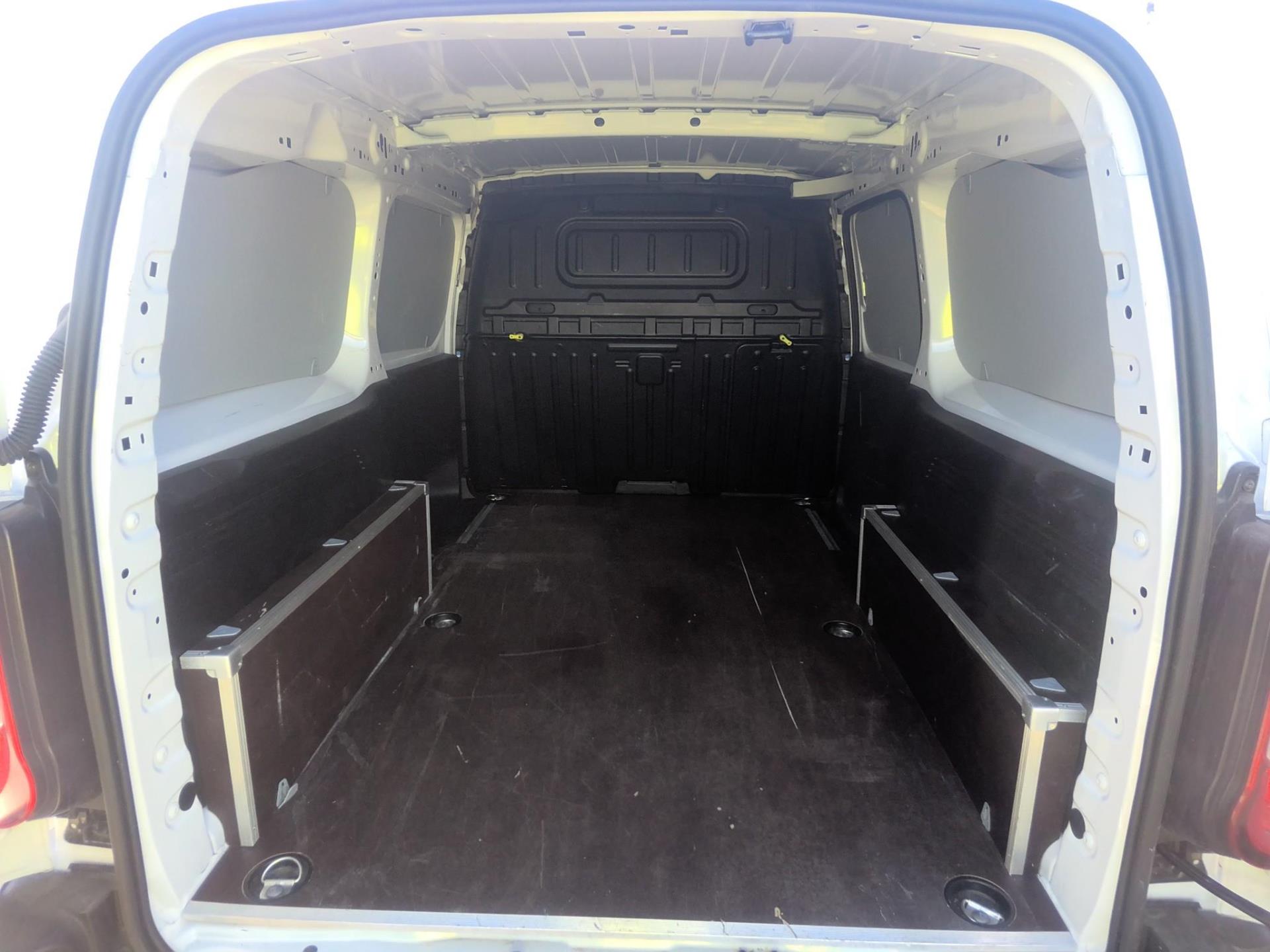 Citroen BERLINGO VAN TAILLE XL 950KG BLUEHDI 100 S&S BVM6 2024