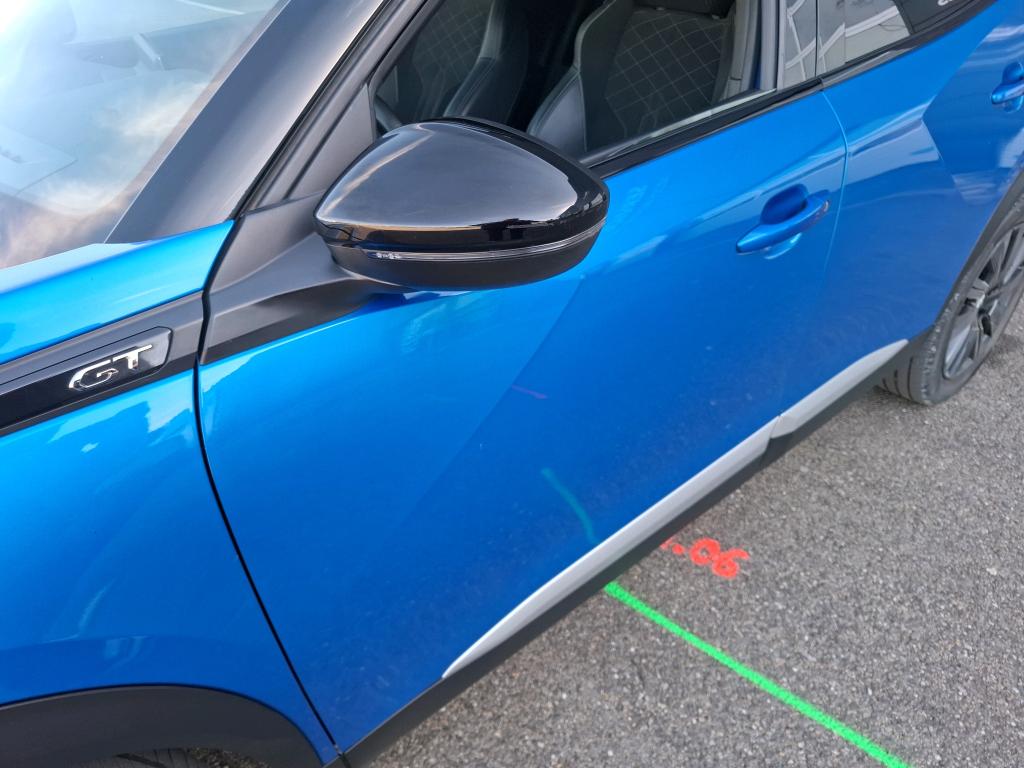 Peugeot 2008 BlueHDi 130 S&S EAT8 GT Pack 2022