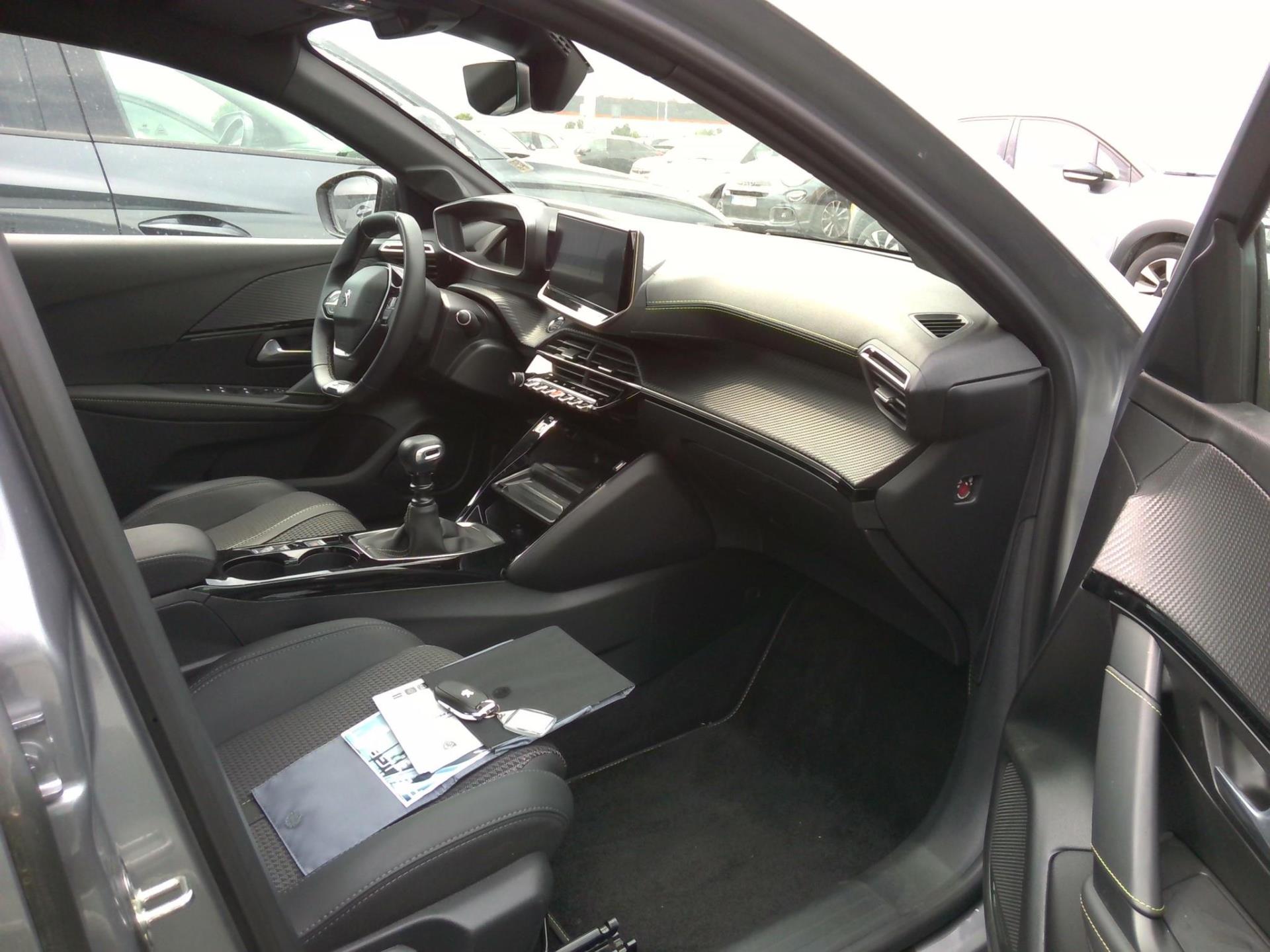 Peugeot 208 PureTech 100 S&S BVM6 GT 2022