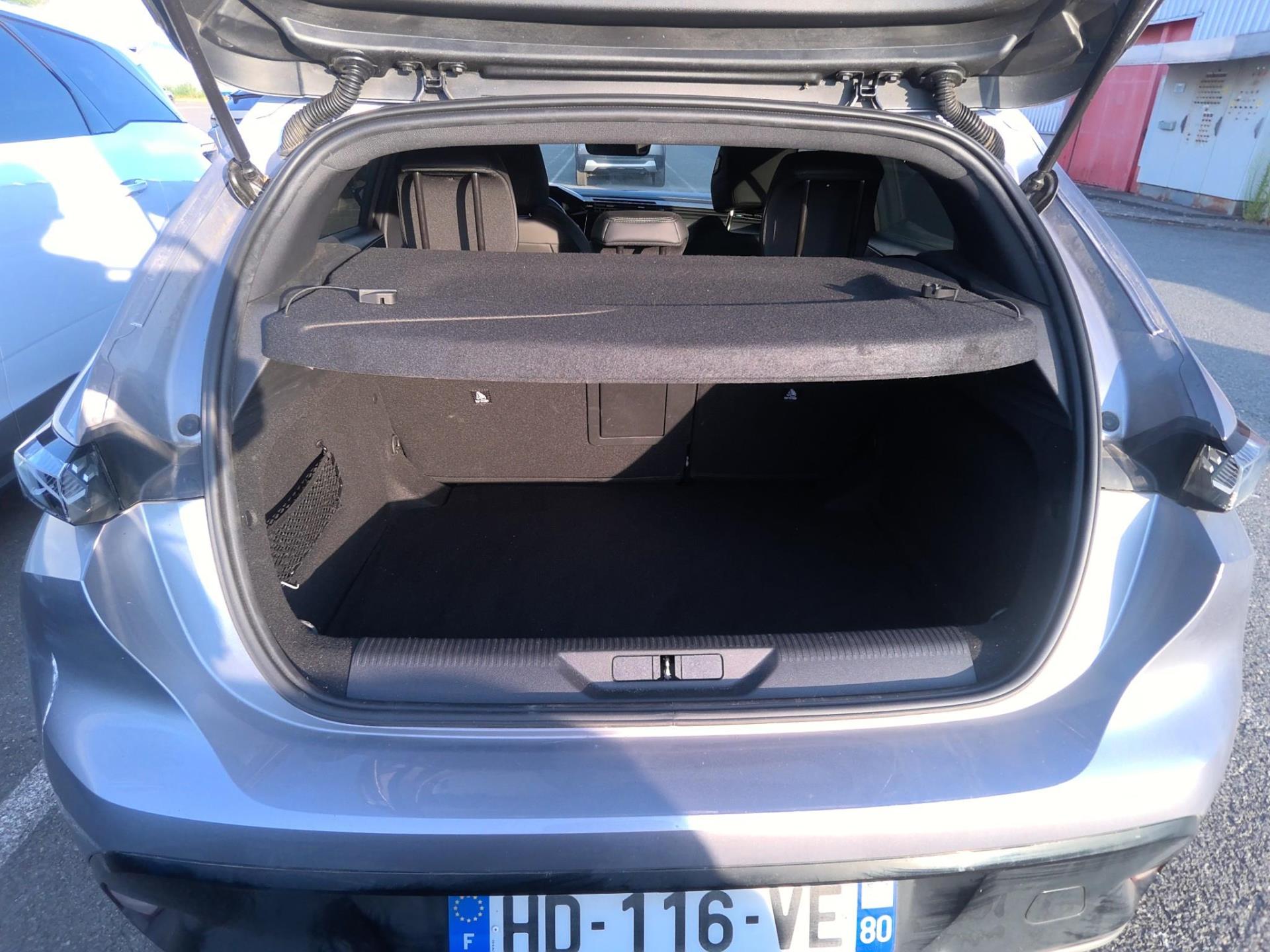 Peugeot 308 Hybrid 145 e-DCS6 GT 2025