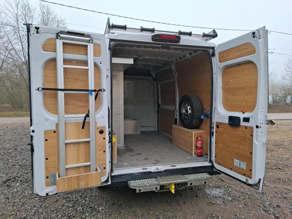 Peugeot BOXER TOLE 335 L2H2 BLUEHDI 140 S&S ASPHALT 2022