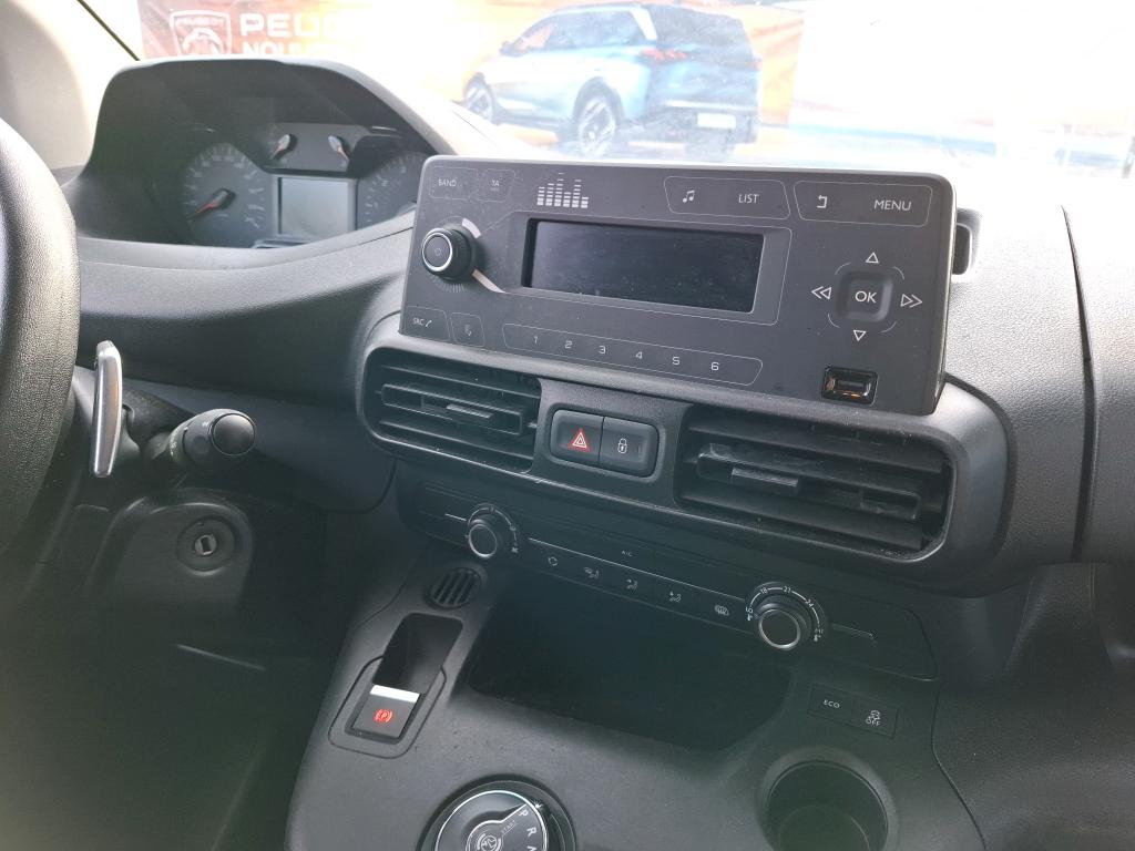 Peugeot PARTNER FOURGON STANDARD 650 KG BLUEHDI 130 S&S EAT8 PREMIUM 2021