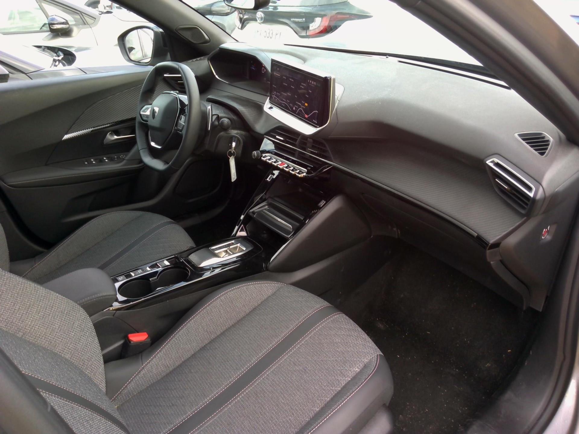 Peugeot 2008 PureTech 130 S&S EAT8 Allure 2024