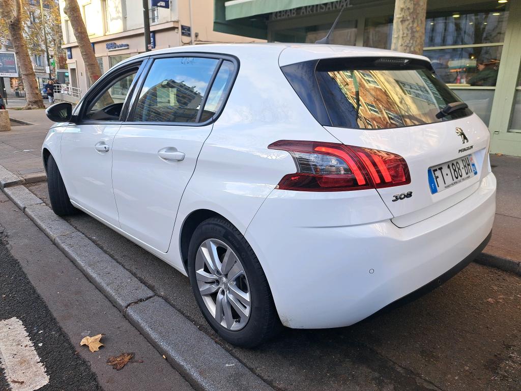 Peugeot 308 BlueHDi 130ch S&S EAT8 Active Business 2020