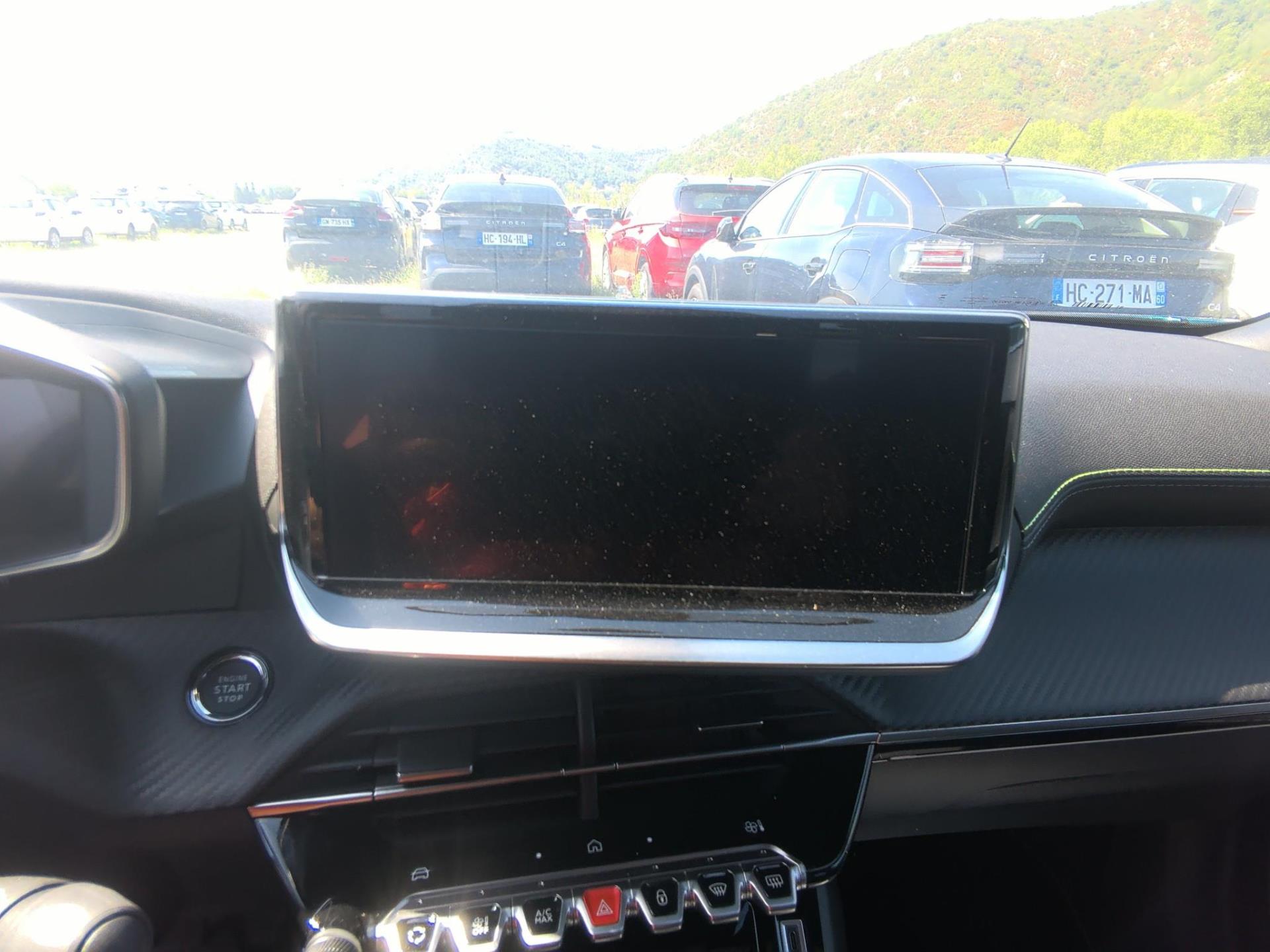 Peugeot 2008 Hybrid 145 e-DCS6 GT 2025