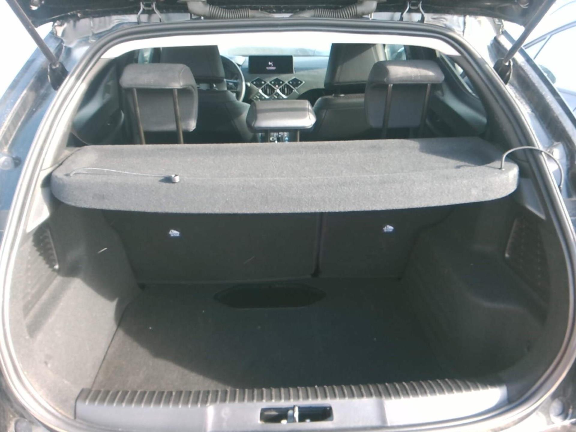 DS DS3 Crossback PureTech 130 EAT8 Performance Line+ 2023