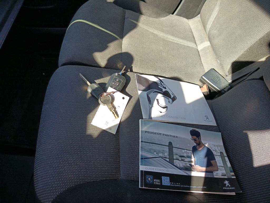 Peugeot PARTNER FOURGON STANDARD 1000 KG BLUEHDI 100 S&S BVM5 ASPHALT 2020