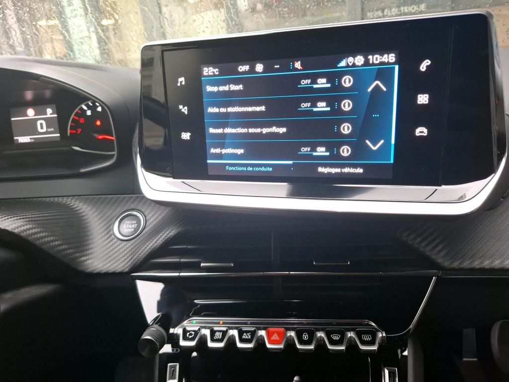 Peugeot 2008 BlueHDi 130 S&S EAT8 Allure 2021
