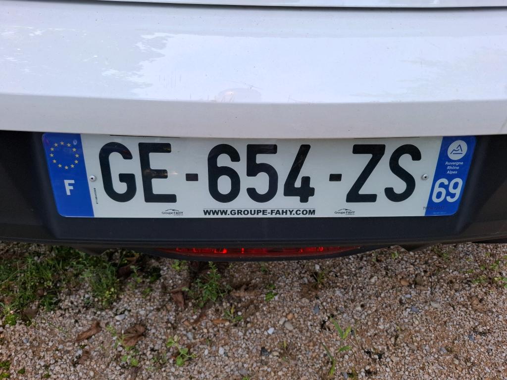 Peugeot 208 BLUEHDI 100 S&S BVM6 PREMIUM 2022