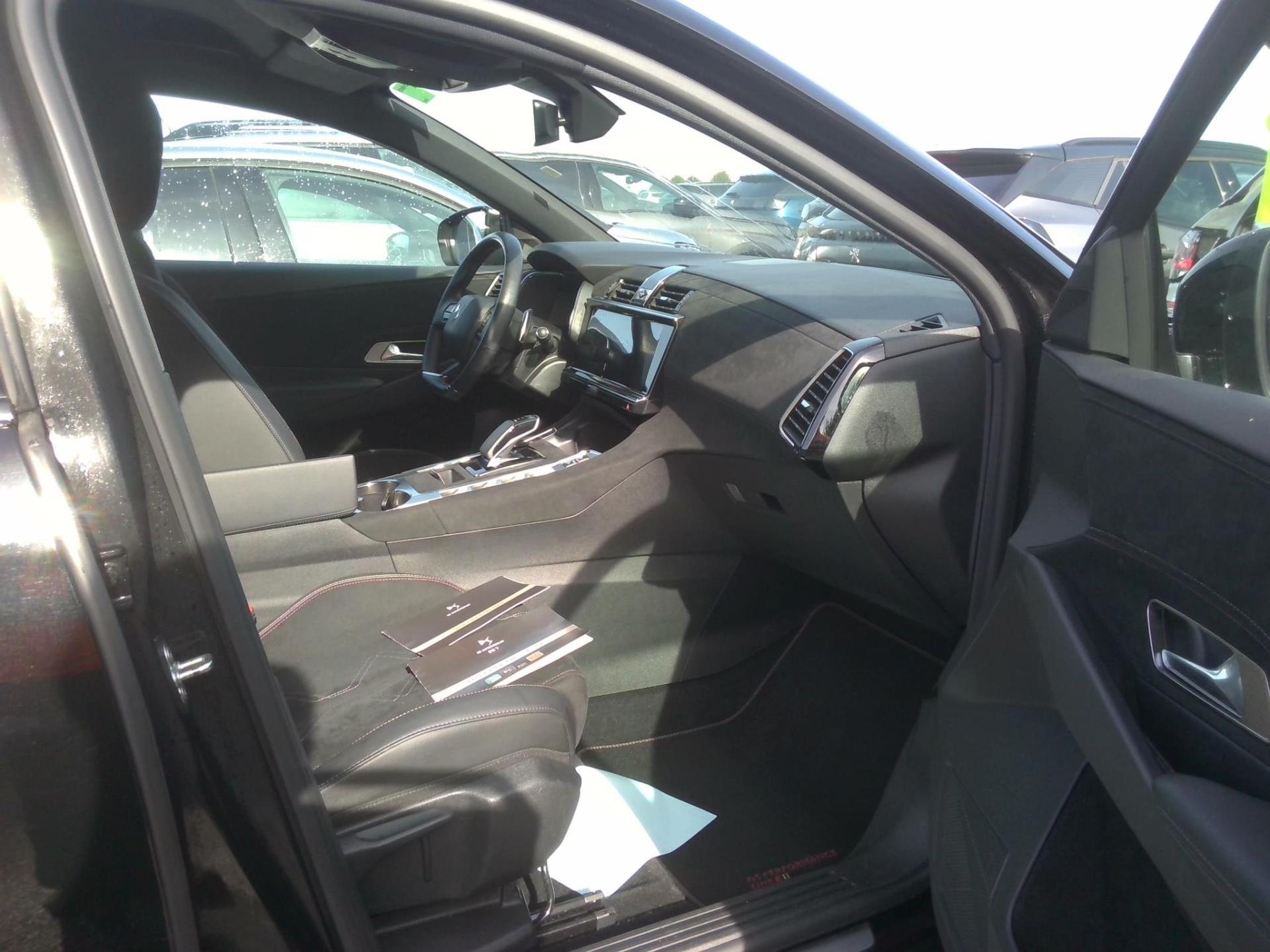 DS DS 7 Hybride Rechargeable E-Tense 225 EAT8 Performance Line 2023