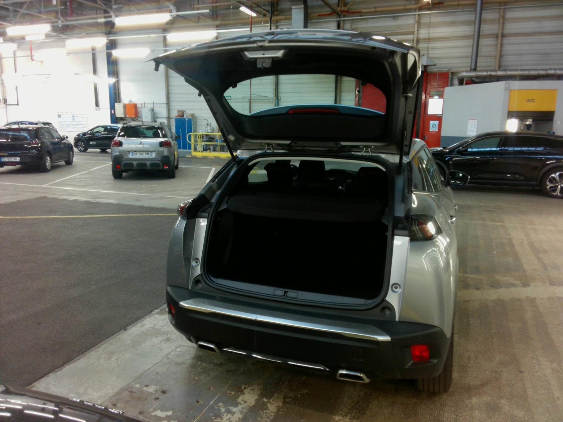 Peugeot 2008 PureTech 130 S&S BVM6 Active 2022