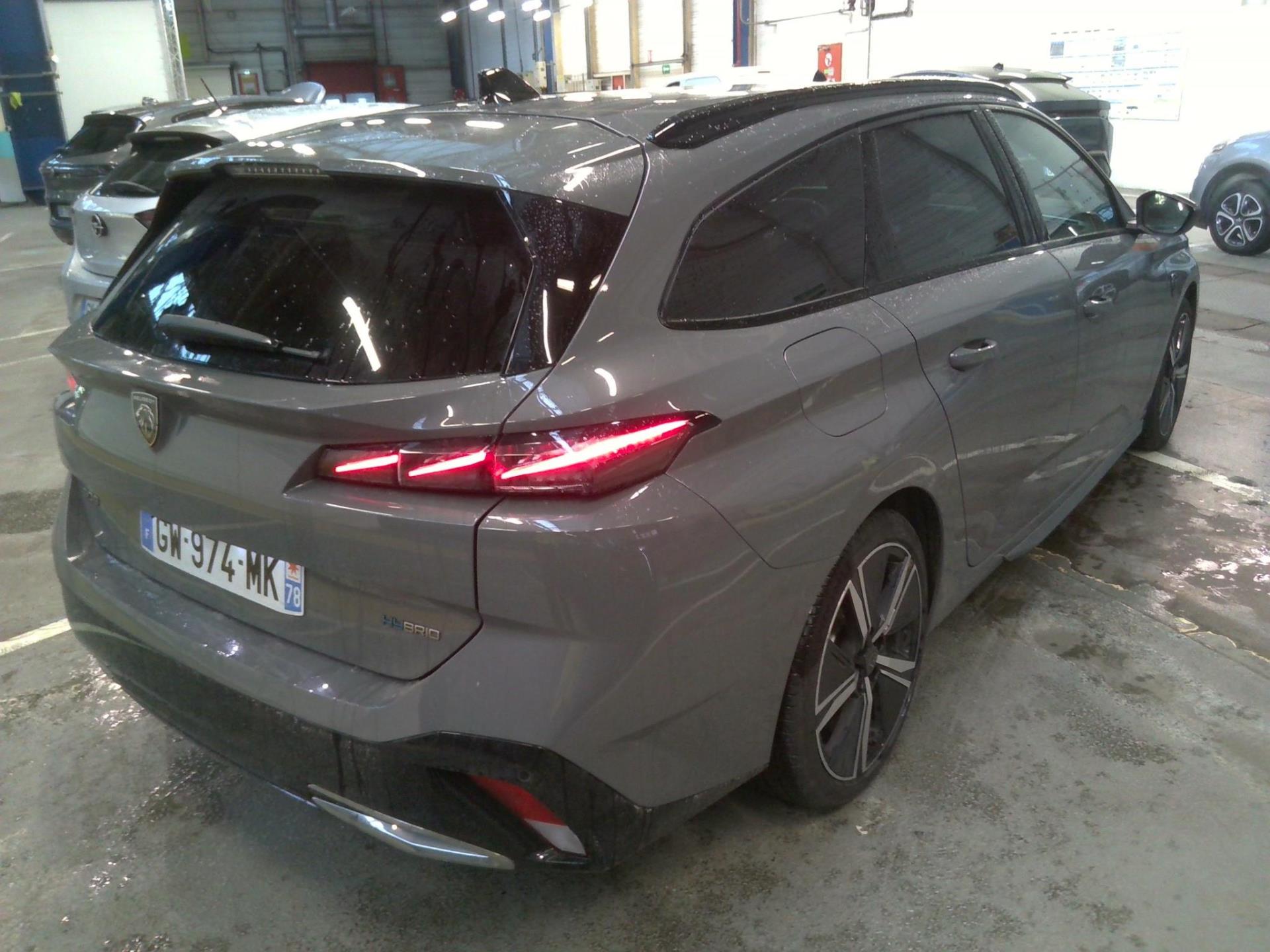 Peugeot 308 SW PHEV 180 e-EAT8 GT 2024