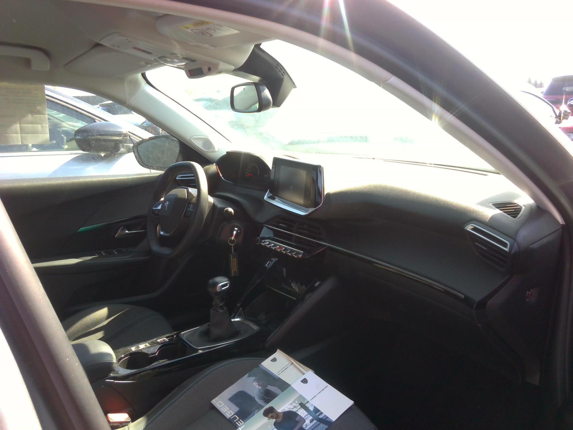 Peugeot 2008 PureTech 130 S&S BVM6 Allure 2022