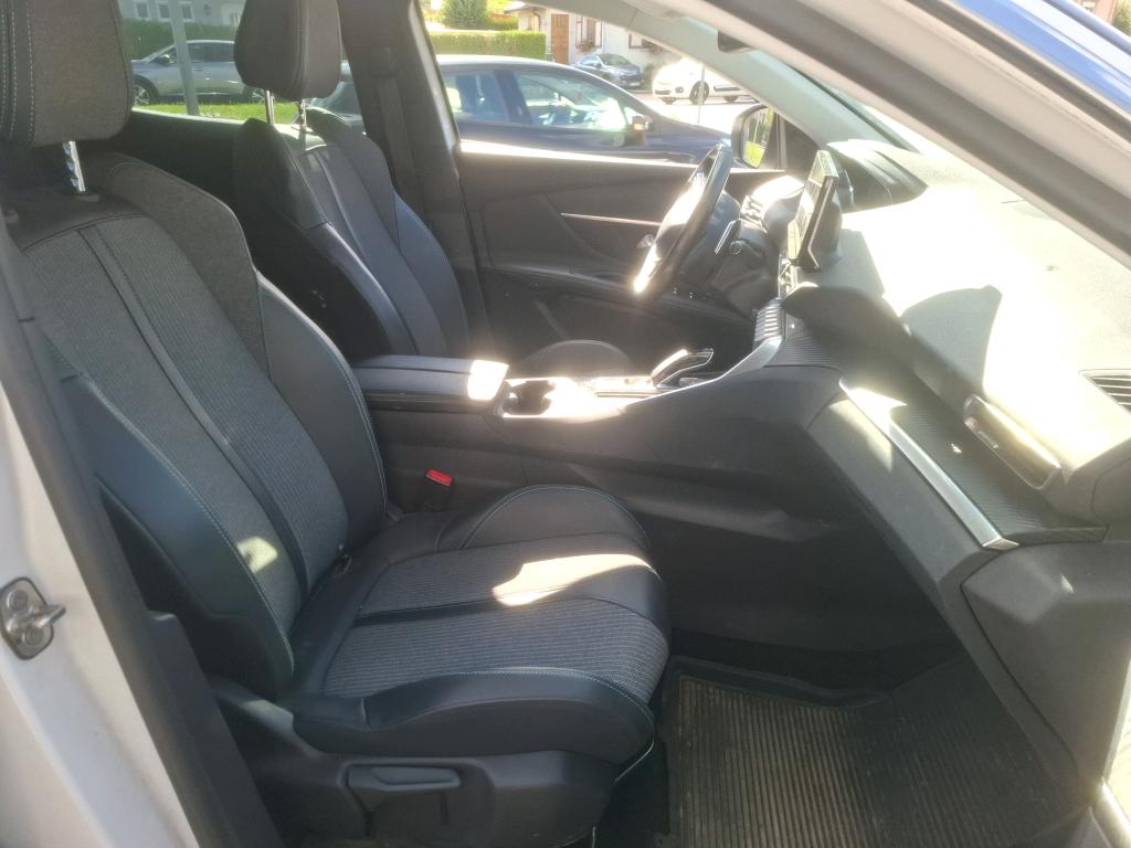 Peugeot 3008 BlueHDi 130ch S&S EAT8 Allure 2021