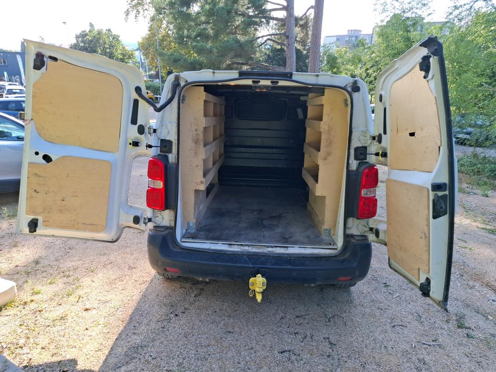 Peugeot EXPERT FGN TOLE STANDARD 2.0 BLUEHDI 120 S&S BVM6 ASPHALT 2021